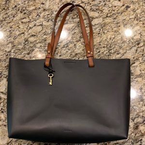 Fun and functional Fossil purse